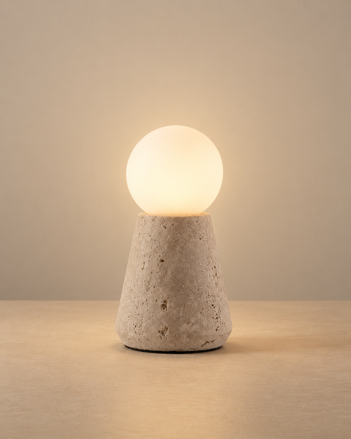 Lampe de table en pierre | ULMA